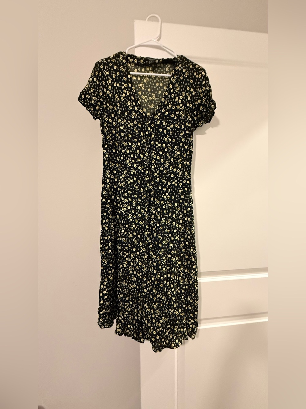 New Look Black Floral Wrap-Style Midi Dress